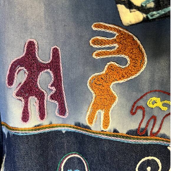 Madison Studio, Blue, Aztec Embroidery Button Top, Women's L - Picture 11 of 15